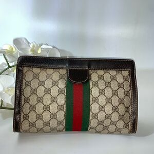 💥Authentic💥 GUCCI Web Sherry Line GG Logo Cosmetic Clutch